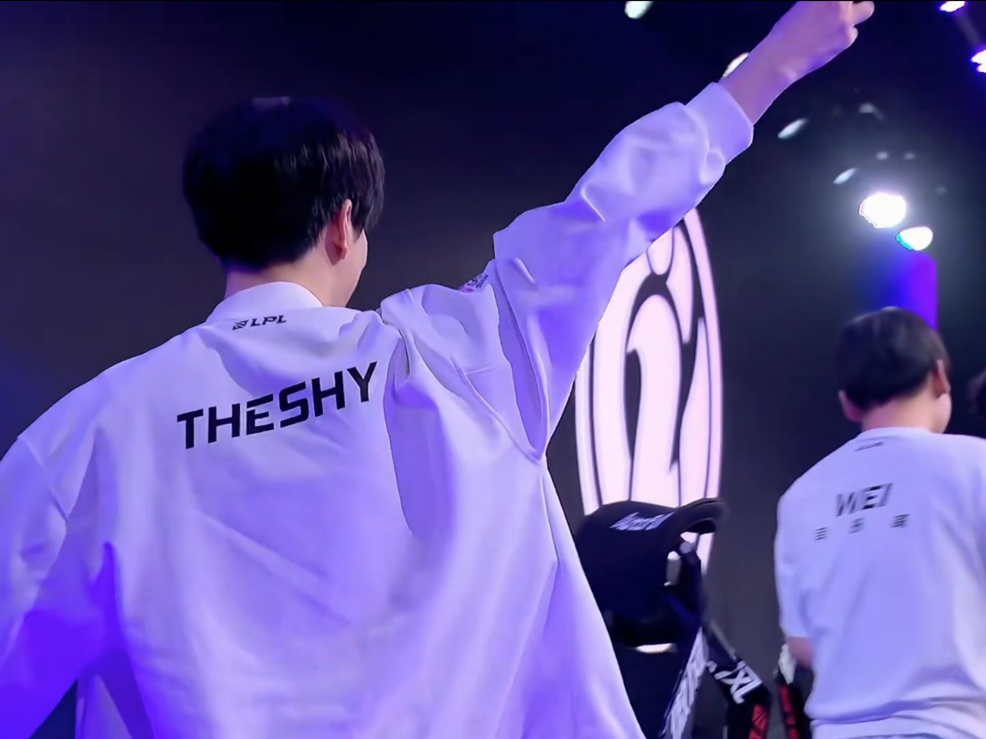 TI10冠军TeamSpirit进军英雄联盟 收购LCL联赛战队